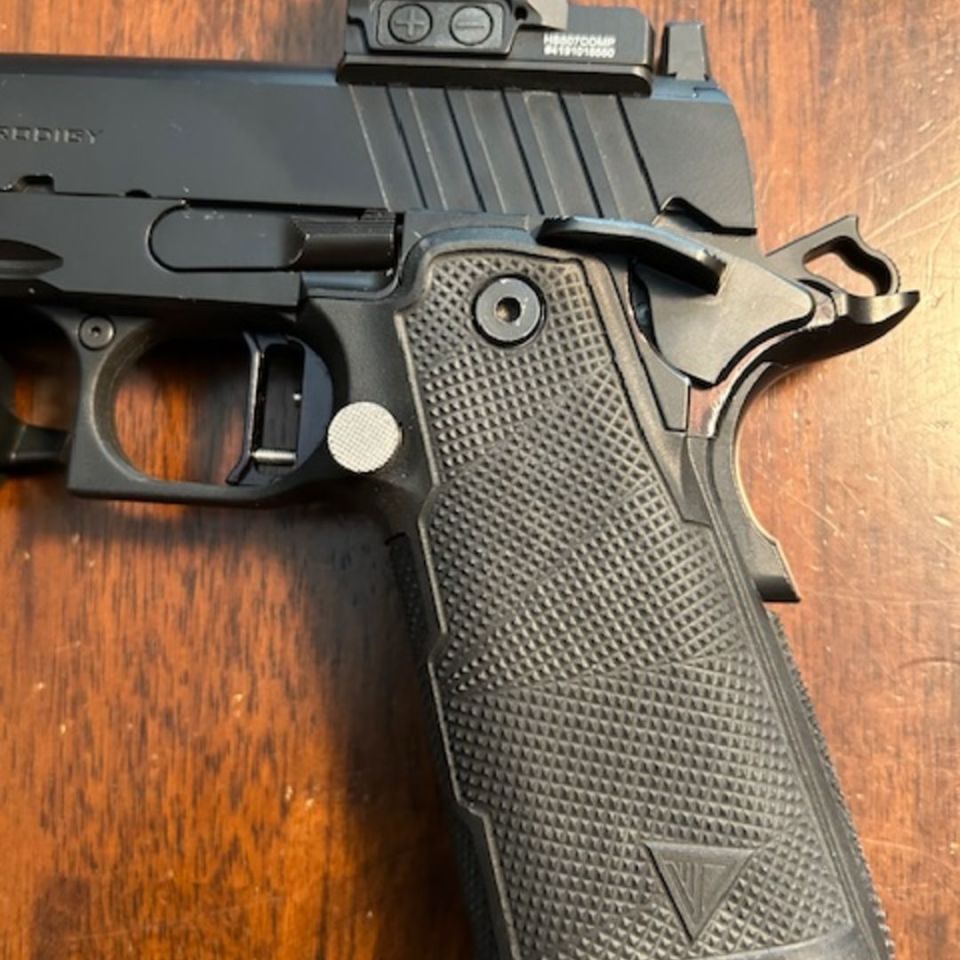 Image 3 - SA Armory Prodigy w/ Upgrades