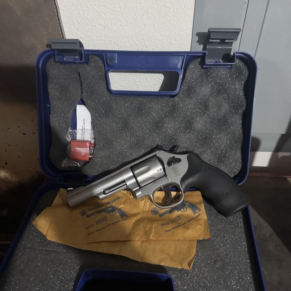 Image 1 - S&W Model 66 Combat 357