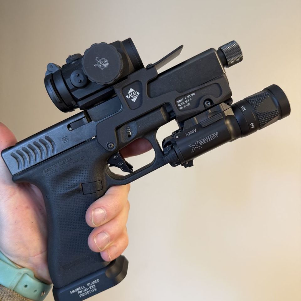 Image 2 - RTF2 Glock 17 CAG ALG build