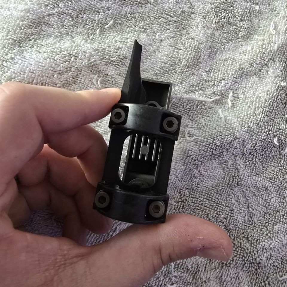 Image 4 - PEQ-2 barrel mount.