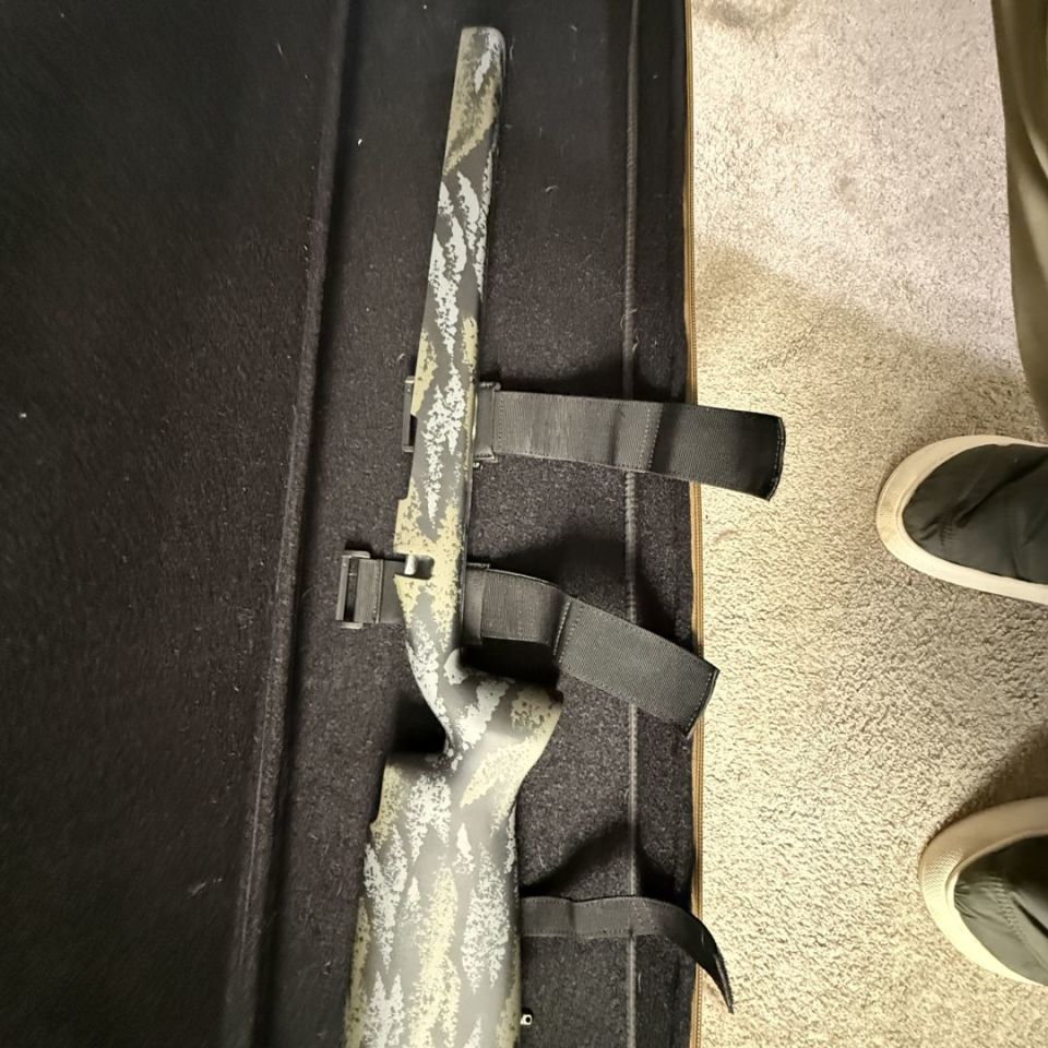 Image 1 - Ag composite stock R700 SA 