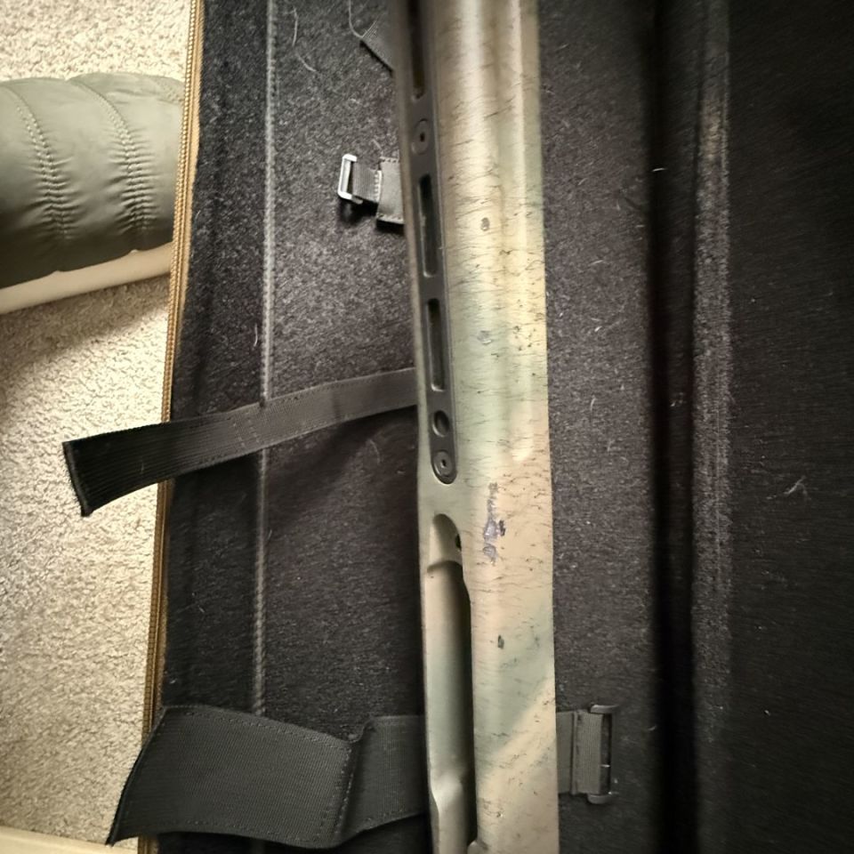 Image 4 - Greyboe stock LA R700