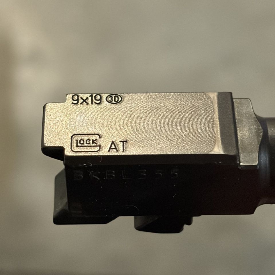 Image 3 - Gen4 glock 19 gen4 slide
