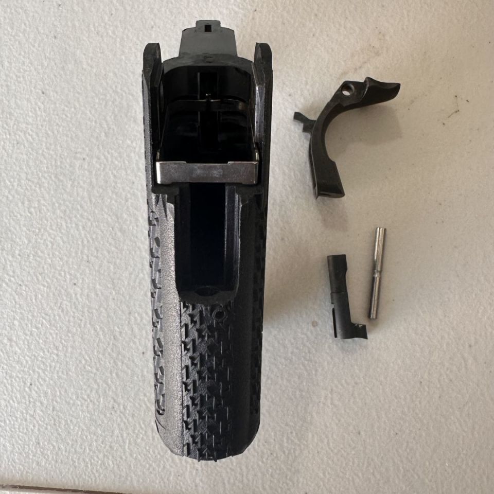 Image 3 - Staccato P Grip 