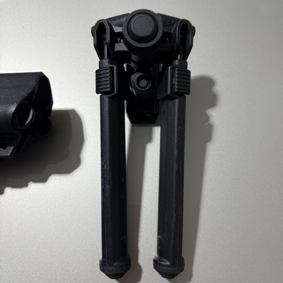 Image 3 - Magpul Bipod 