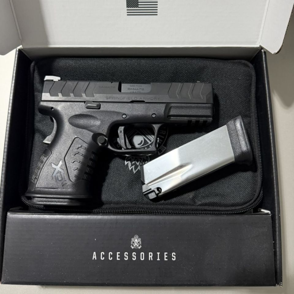 Image 2 - Springfield XDm 45acp Compact