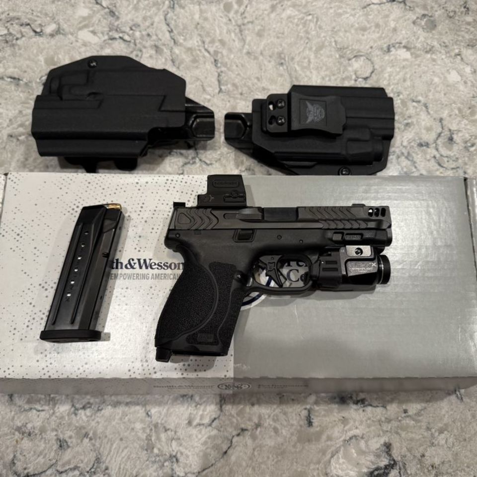 Image 2 - M&P 2.0 Carry Comp