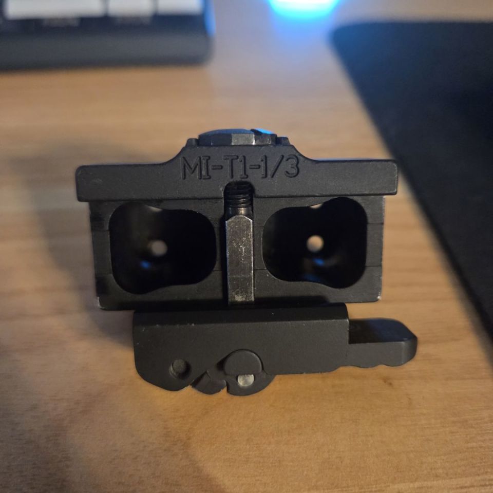 Image 4 - Aimpoint midwest mount 1/3