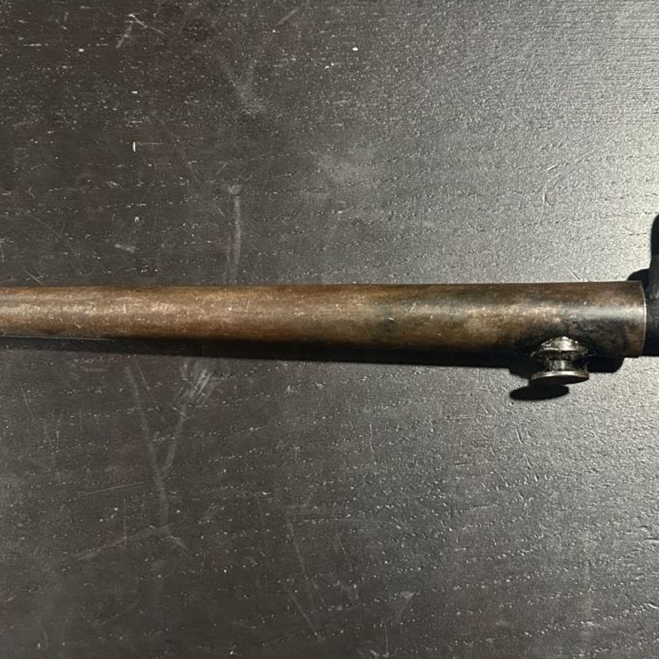 Image 5 - Enfield bayonet and scabbard