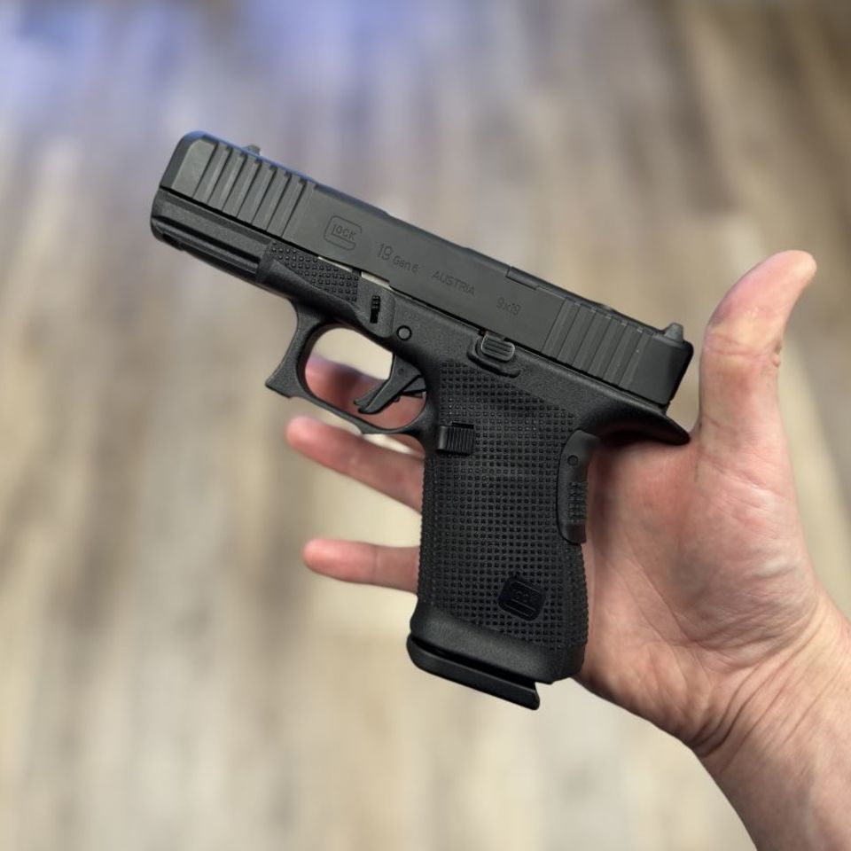 Image 1 - BNIB Glock 19 Gen 6 - Custom