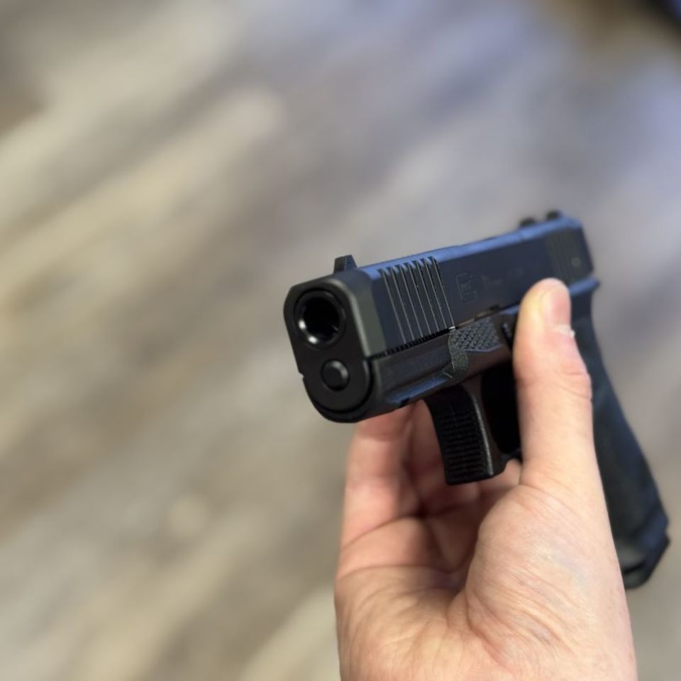 Image 4 - BNIB Glock 19 Gen 6 - Custom