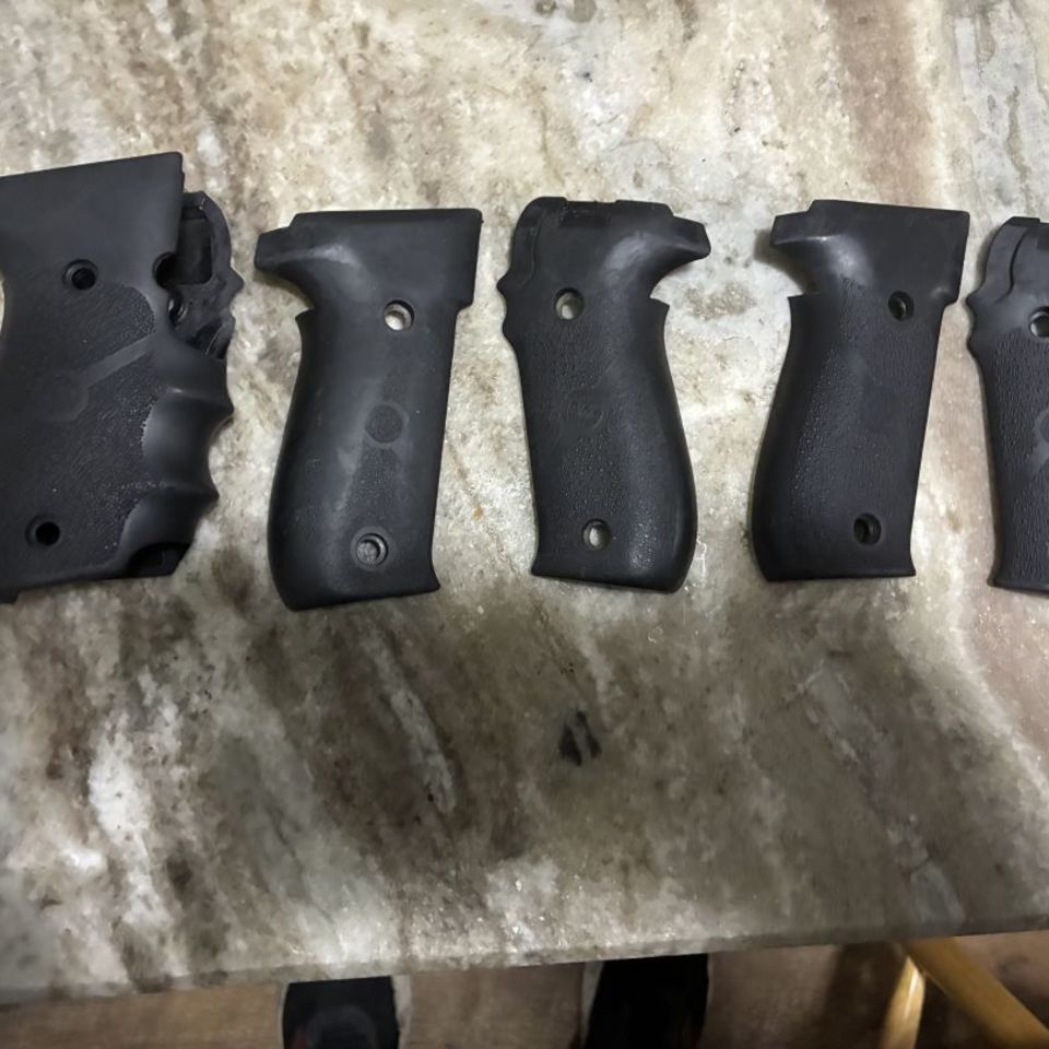 Image 1 - P226 Hogue Grips 3 sets