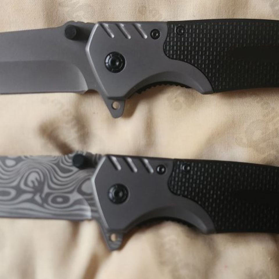 Image 1 - 3 Pocket Knives 