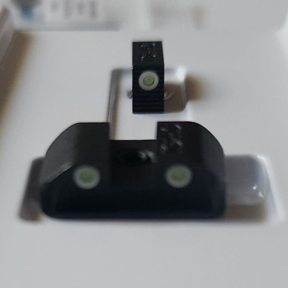 Image 2 - Glock Night Sights