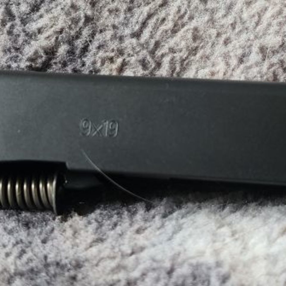 Image 2 - Glock 19 Slide