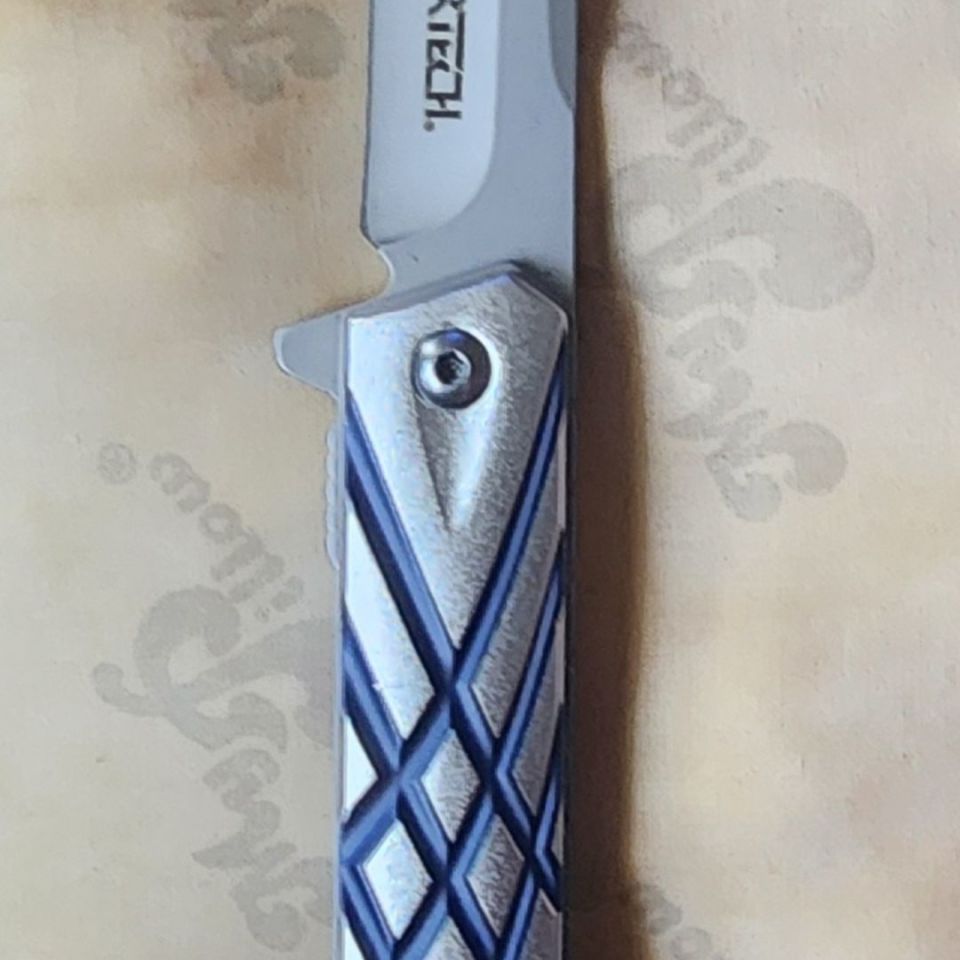 Image 4 - Pocket Knives