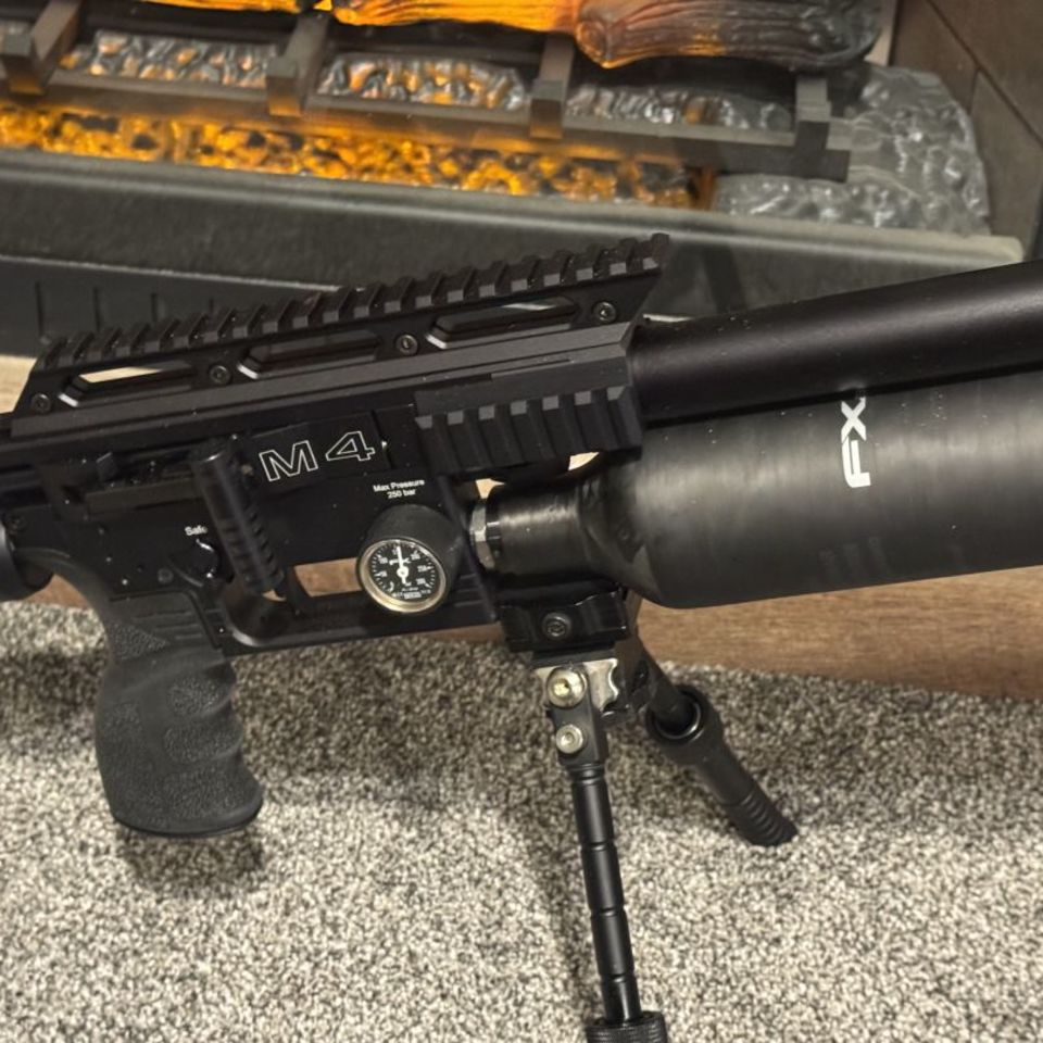 Image 3 - FX M4 air rifle