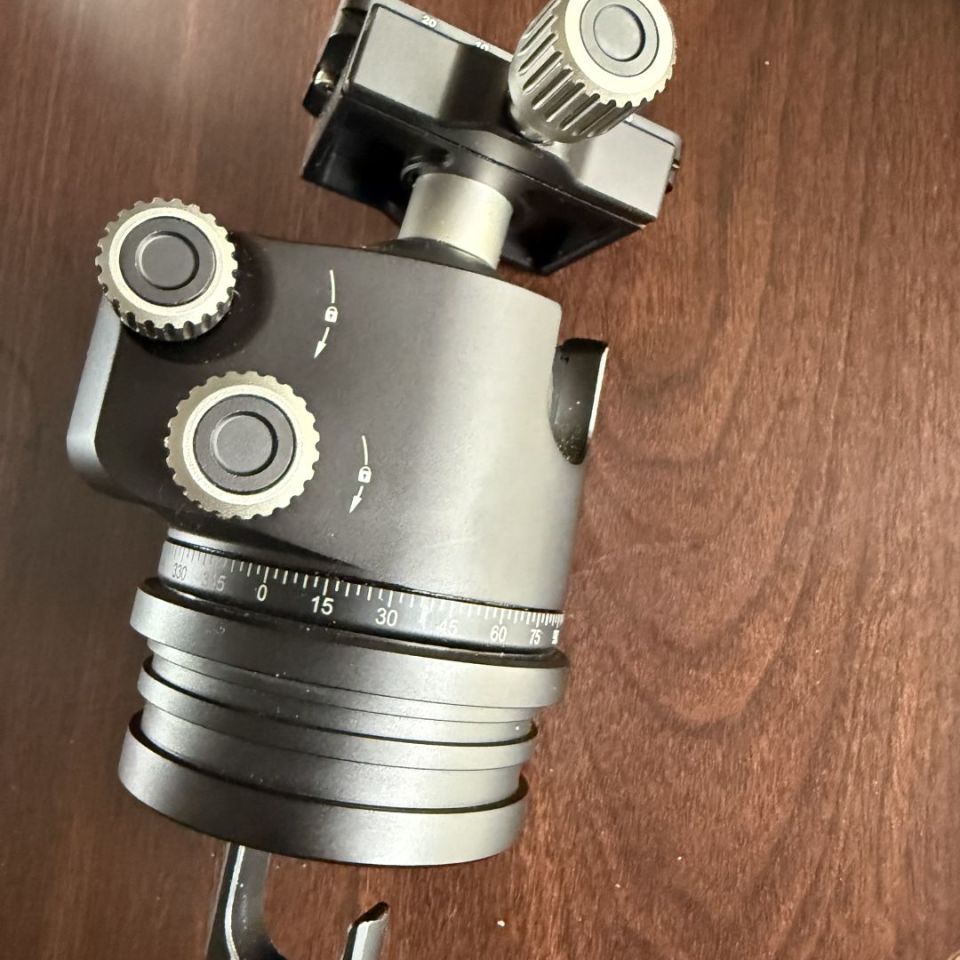 Image 4 - Vortex Radian ballhead