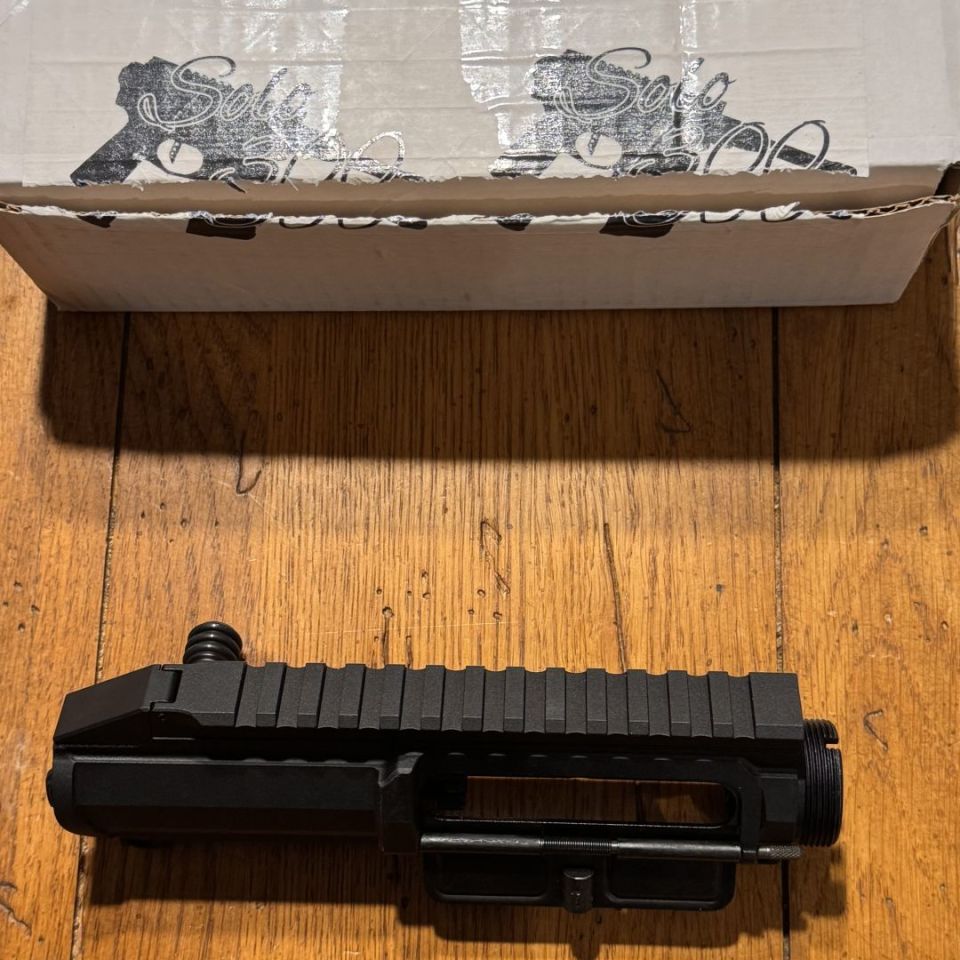 Image 3 - Solo 300 upper