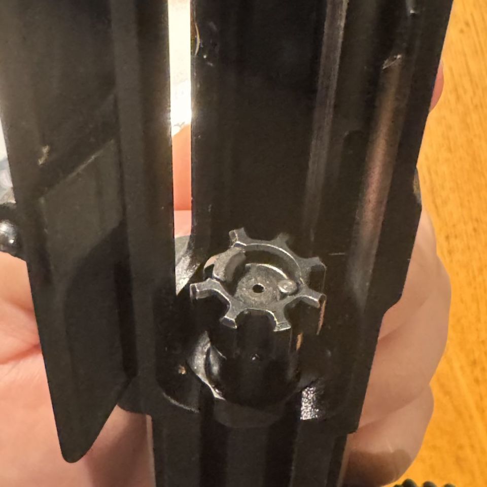 Image 4 - Solo 300 upper