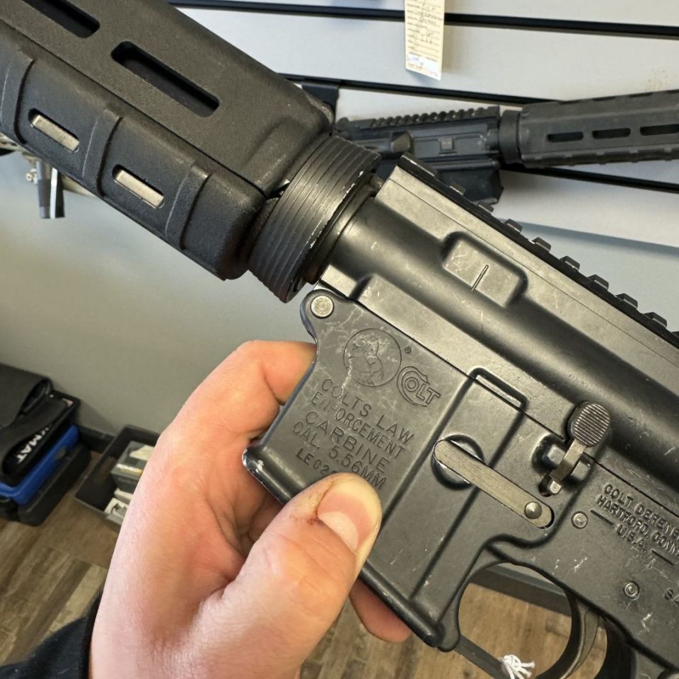 Image 2 - Colt m4 ar15a3 law enforcement