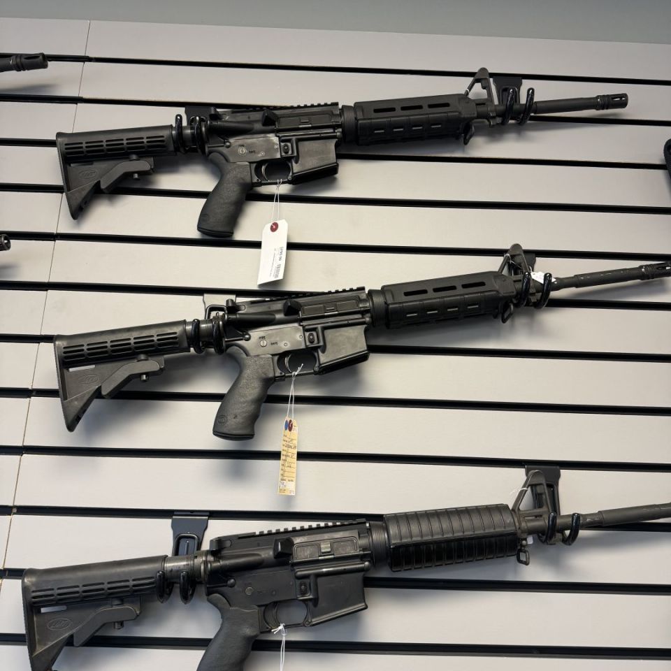 Image 3 - Lmt defender 2000