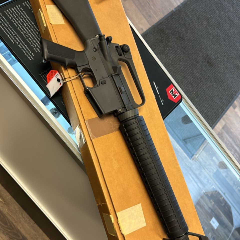 Image 2 - Colt AR15-A2 r6550 UNFIRED