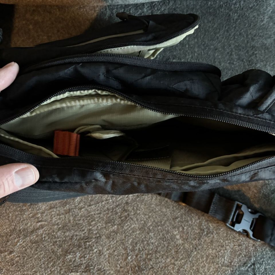 Image 3 - Viktos Upscale XL Sling Bag 