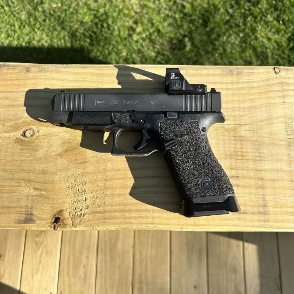 Image 1 - Glock 48 MOS stippled w/ optic