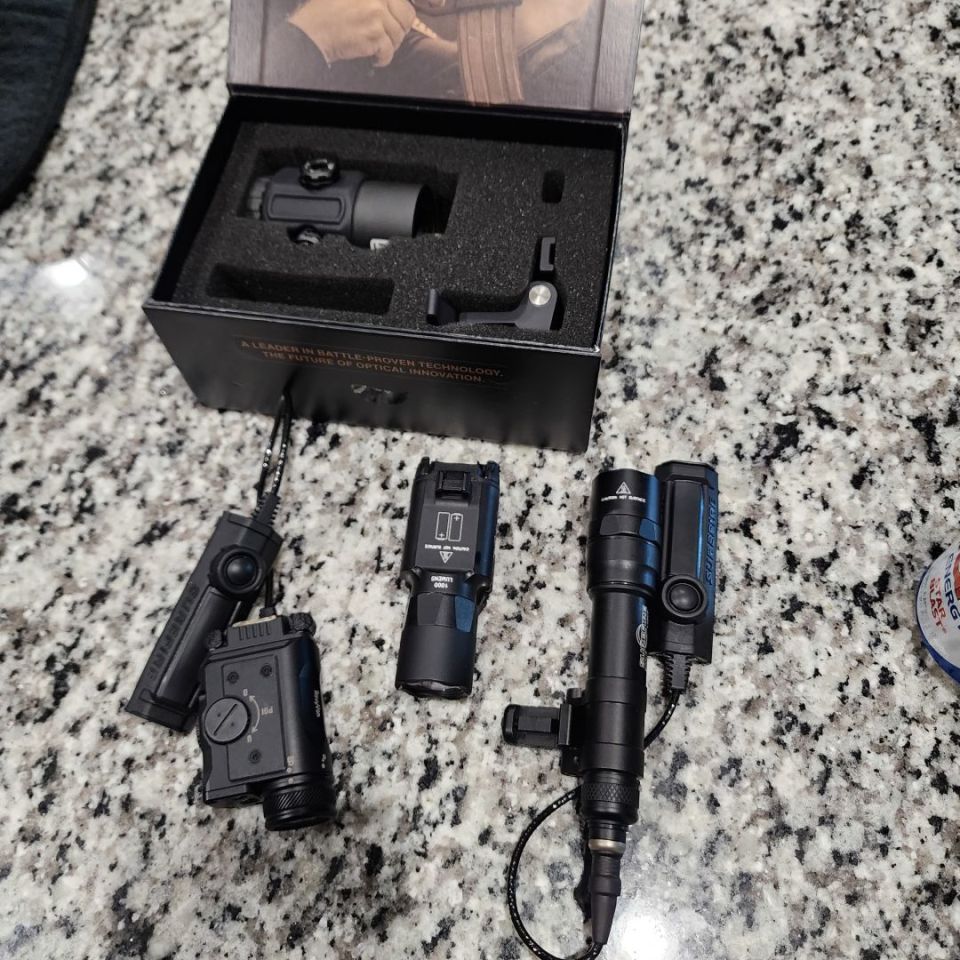 Image 1 - Gl4 pro/ surefire M640DF