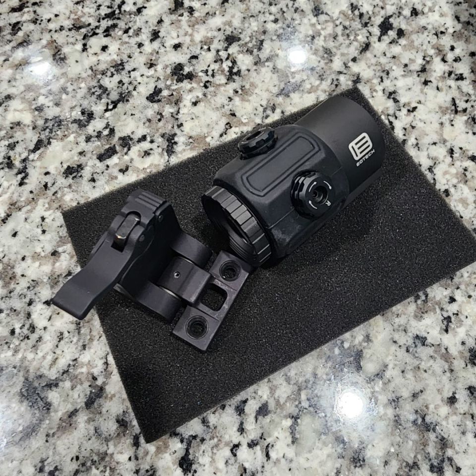 Image 4 - Gl4 pro/ surefire M640DF