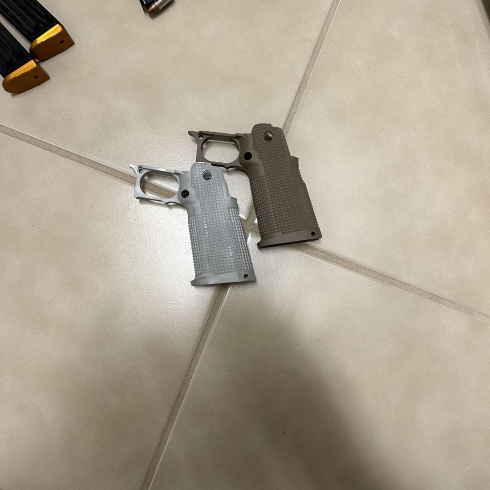 Image 3 - 2011 Aluminum Grip Modules x2