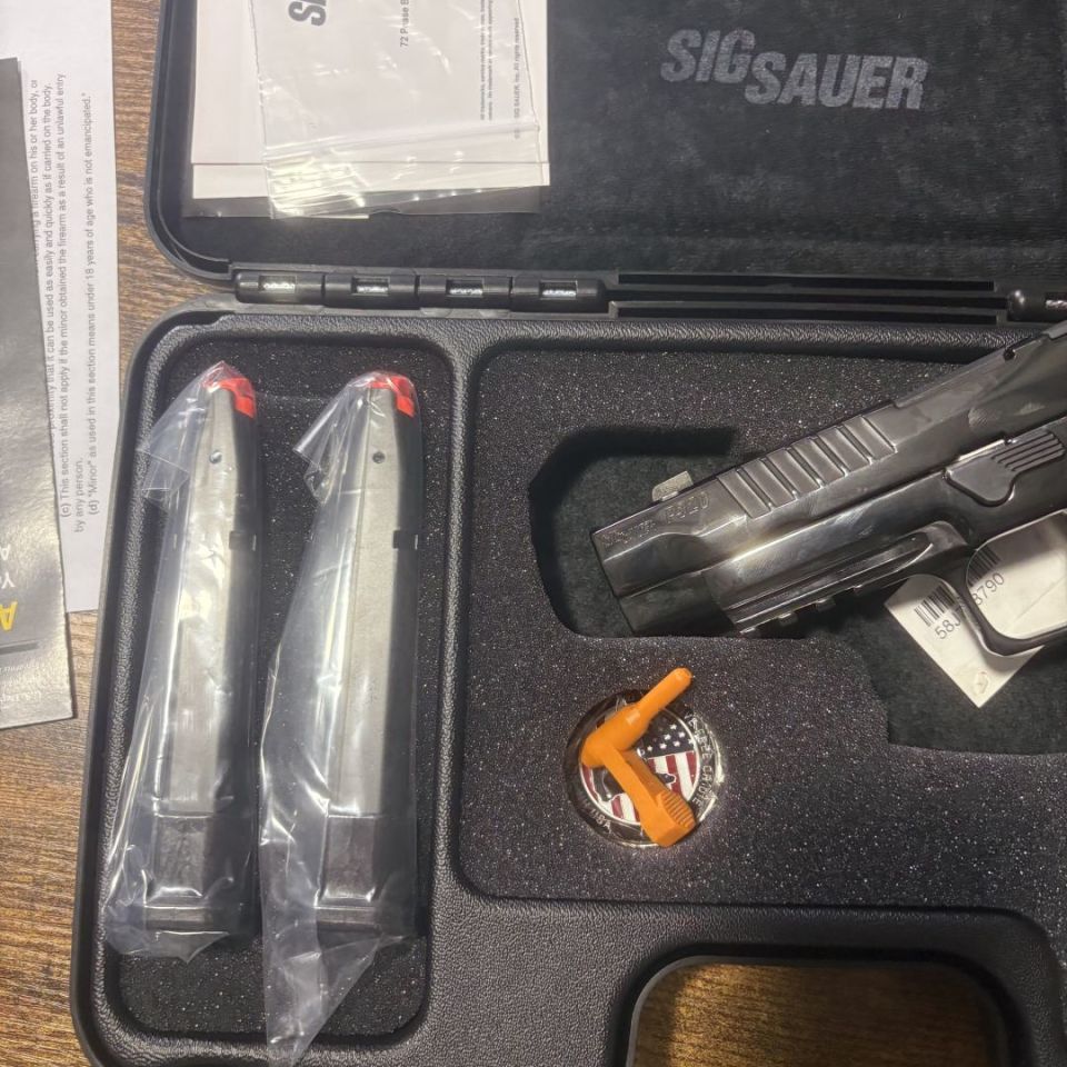 Image 4 - Sig P320 SXG Res. Comp 9mm