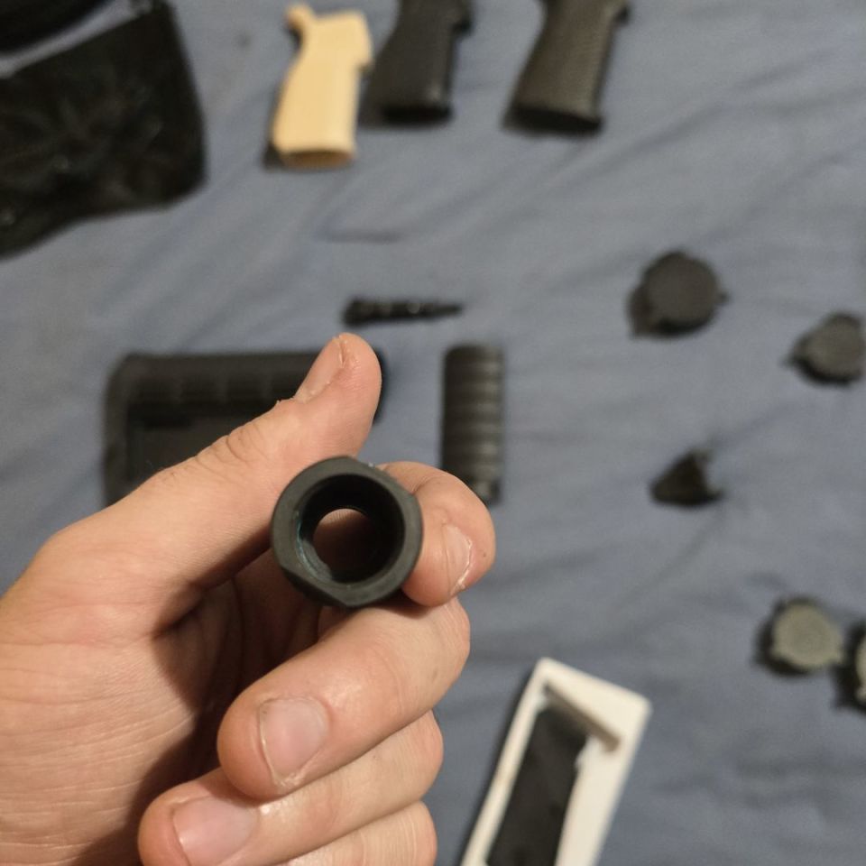 Image 2 - DDM5 flash hider.