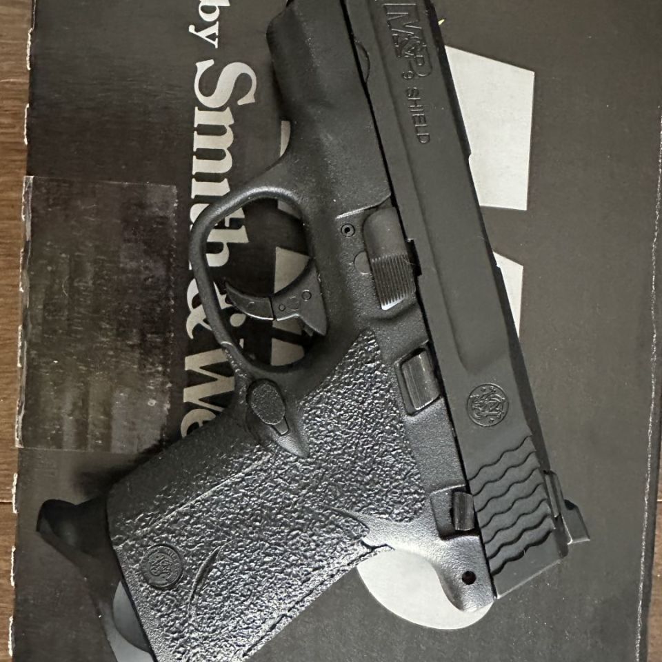 Image 3 - Smith & Wesson Shield 9mm