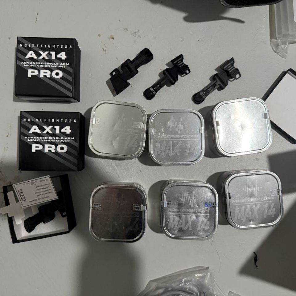 Image 1 - AX-14 an M-AX-14 J arms