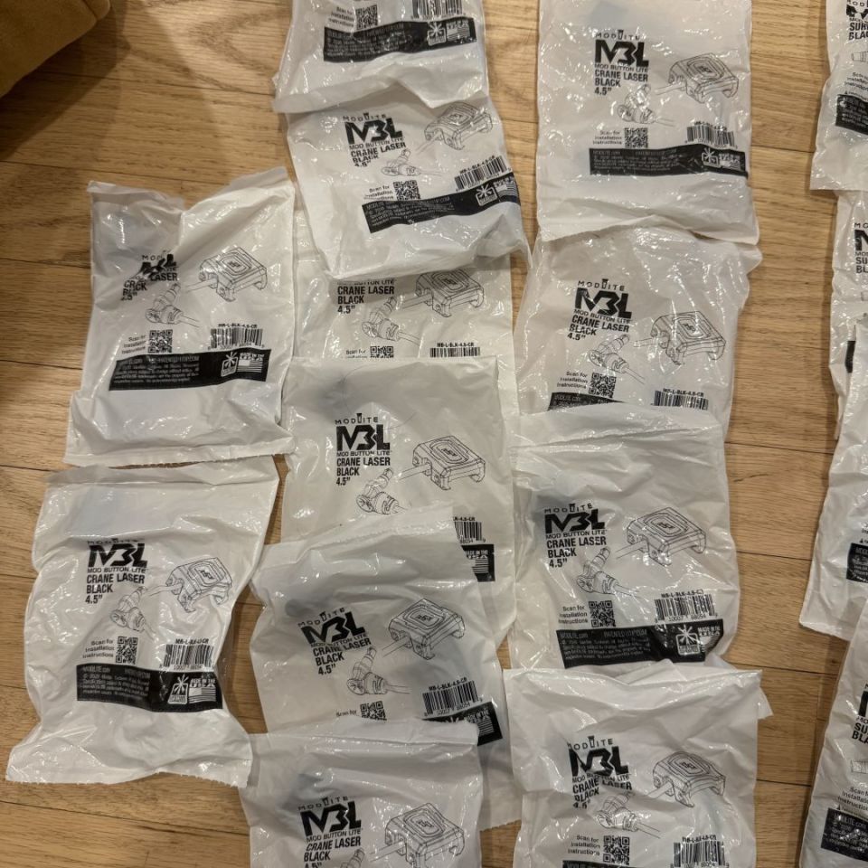 Image 1 - New Modbutton Lite 4.5” crane