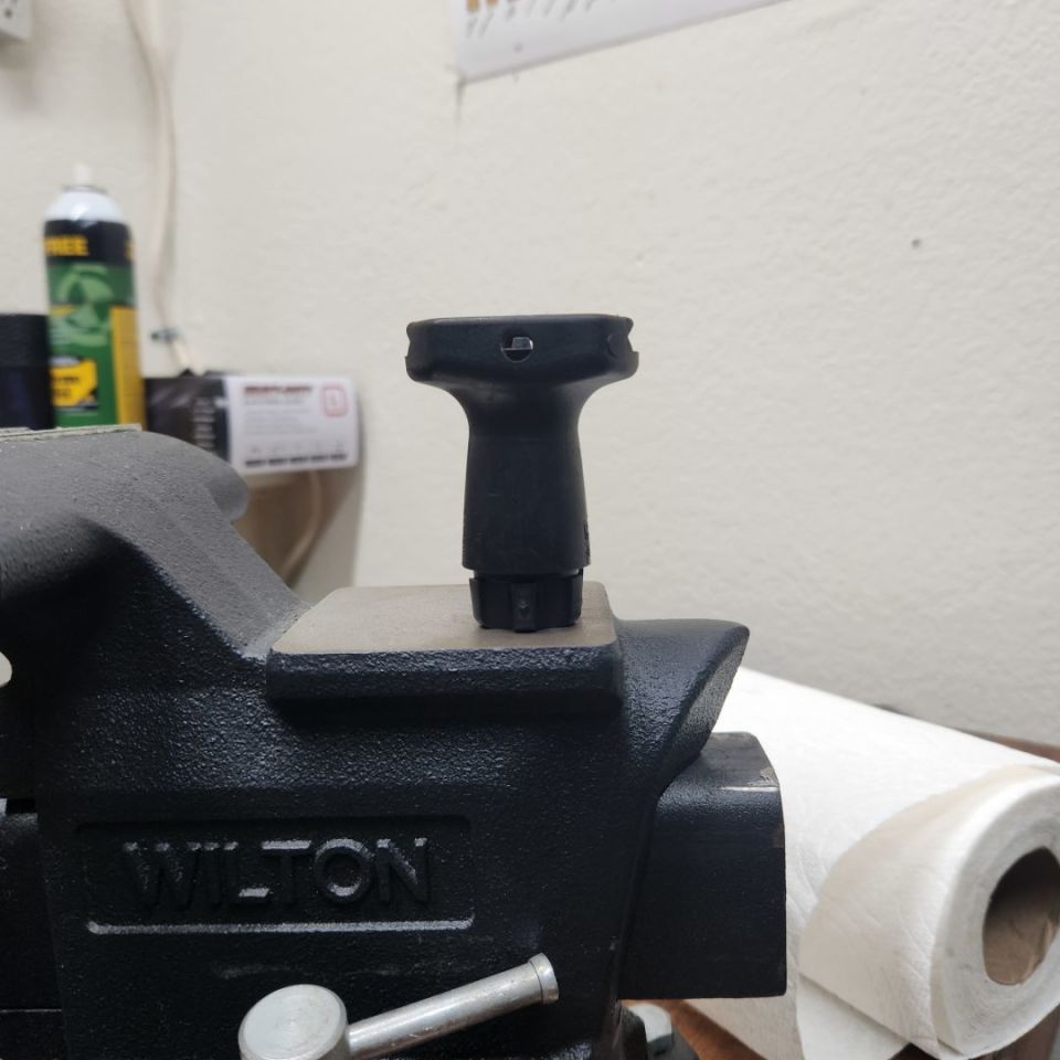 Image 2 - KAC Stubby