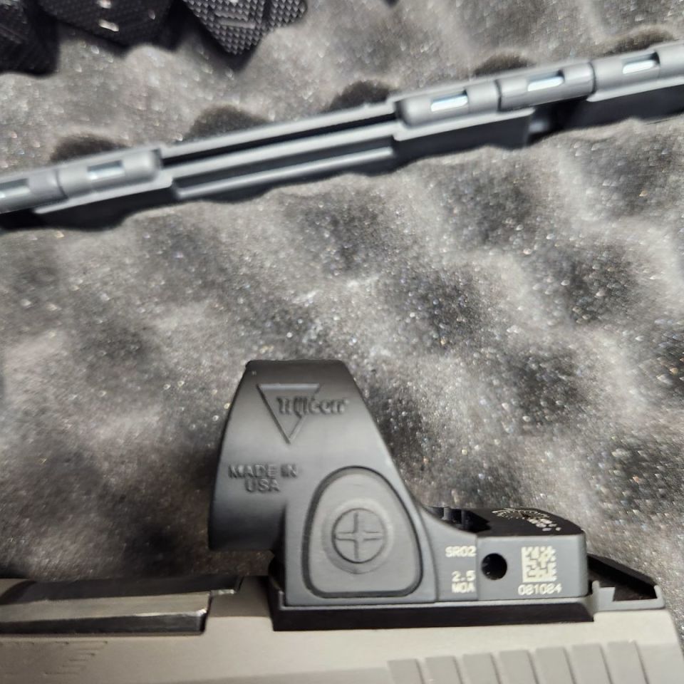 Image 4 - Trade or Sale Sig p320 Leigon x5