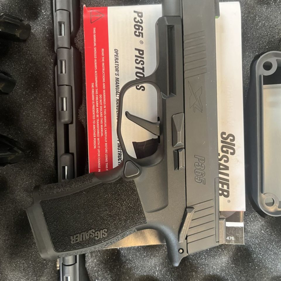Image 3 - Sig P365XL LNIB 