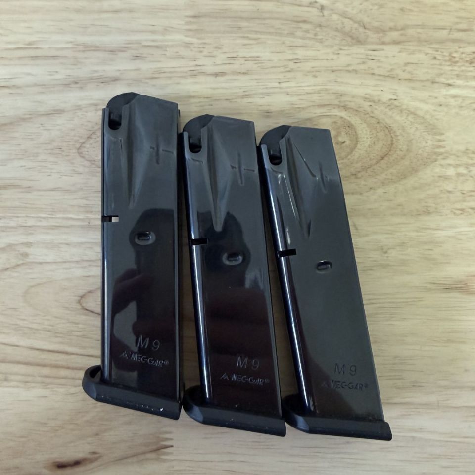 Image 1 - Beretta 92 Mags 10rd