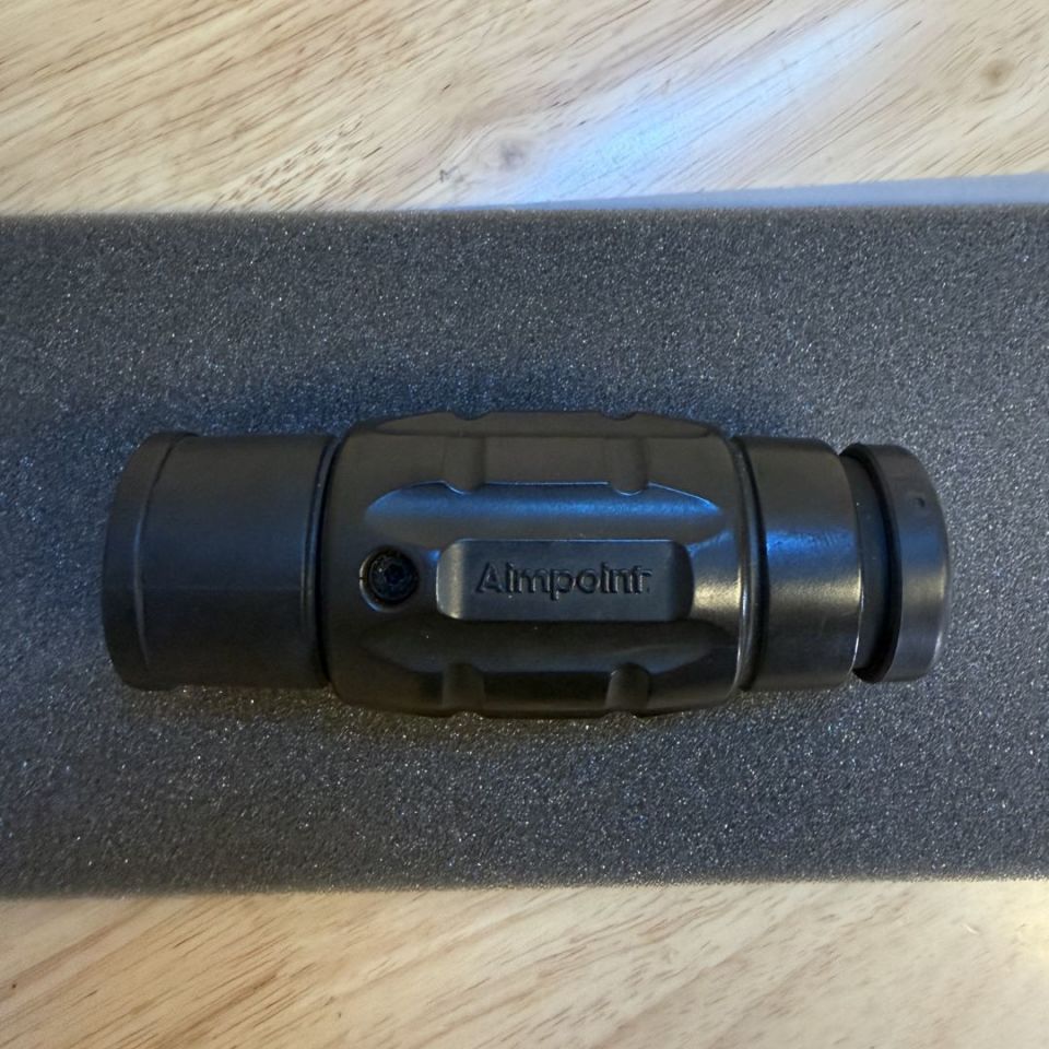 Image 1 - Aimpoint 3X Magnifier