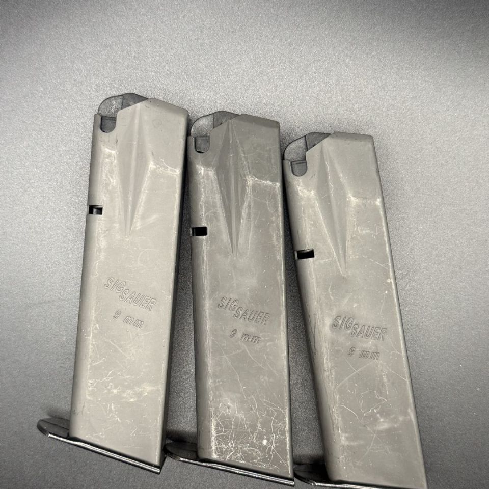 Image 1 - Sig P226 Mags 15rd OEM