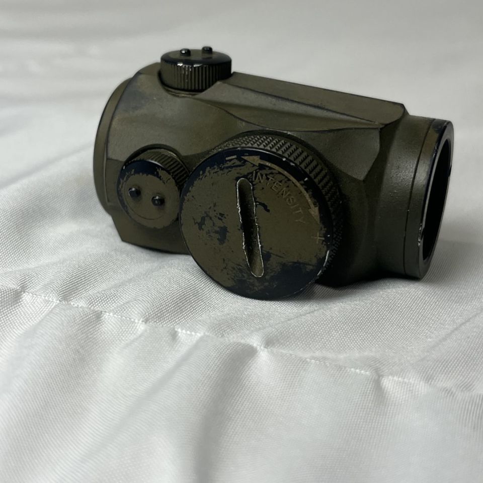 Image 5 - Aimpoint H1 2 MOA damaged