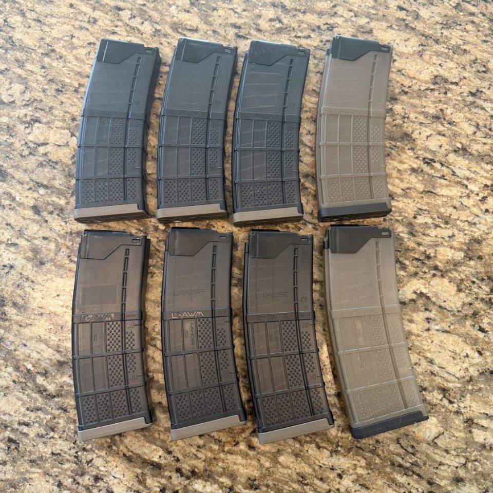 Image 1 - 8x Lancer AR-15 30rd FDE mags 