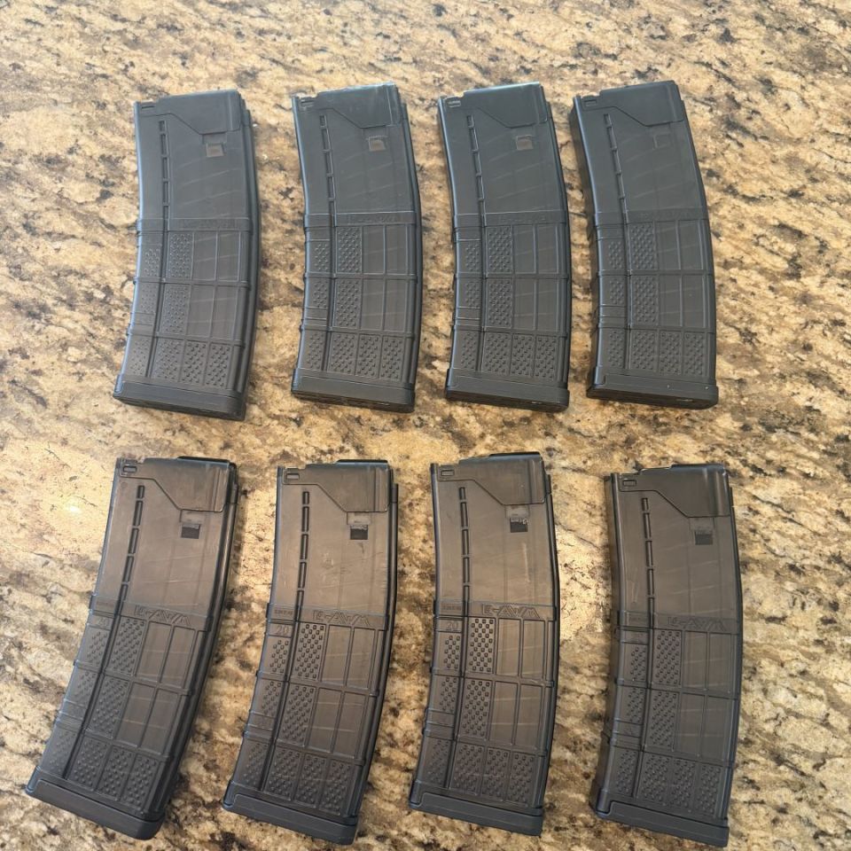 Image 2 - 8x Lancer AR-15 mags Black