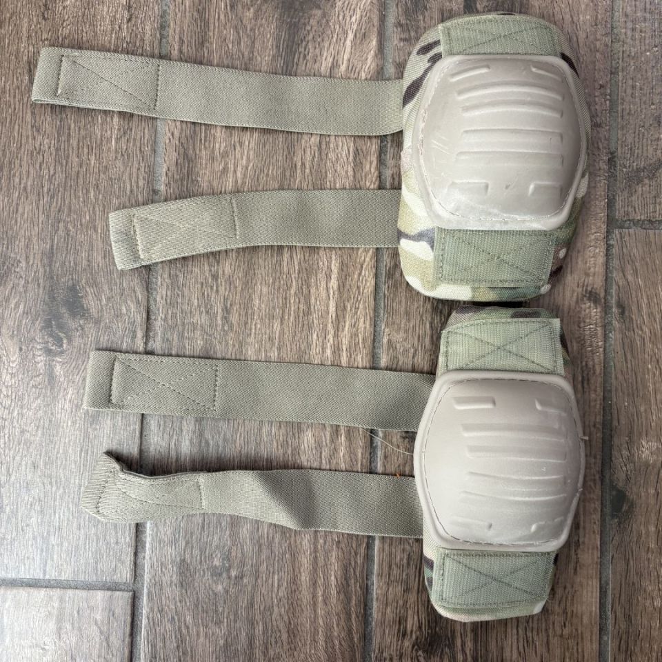 Image 3 - Deployment gear dump