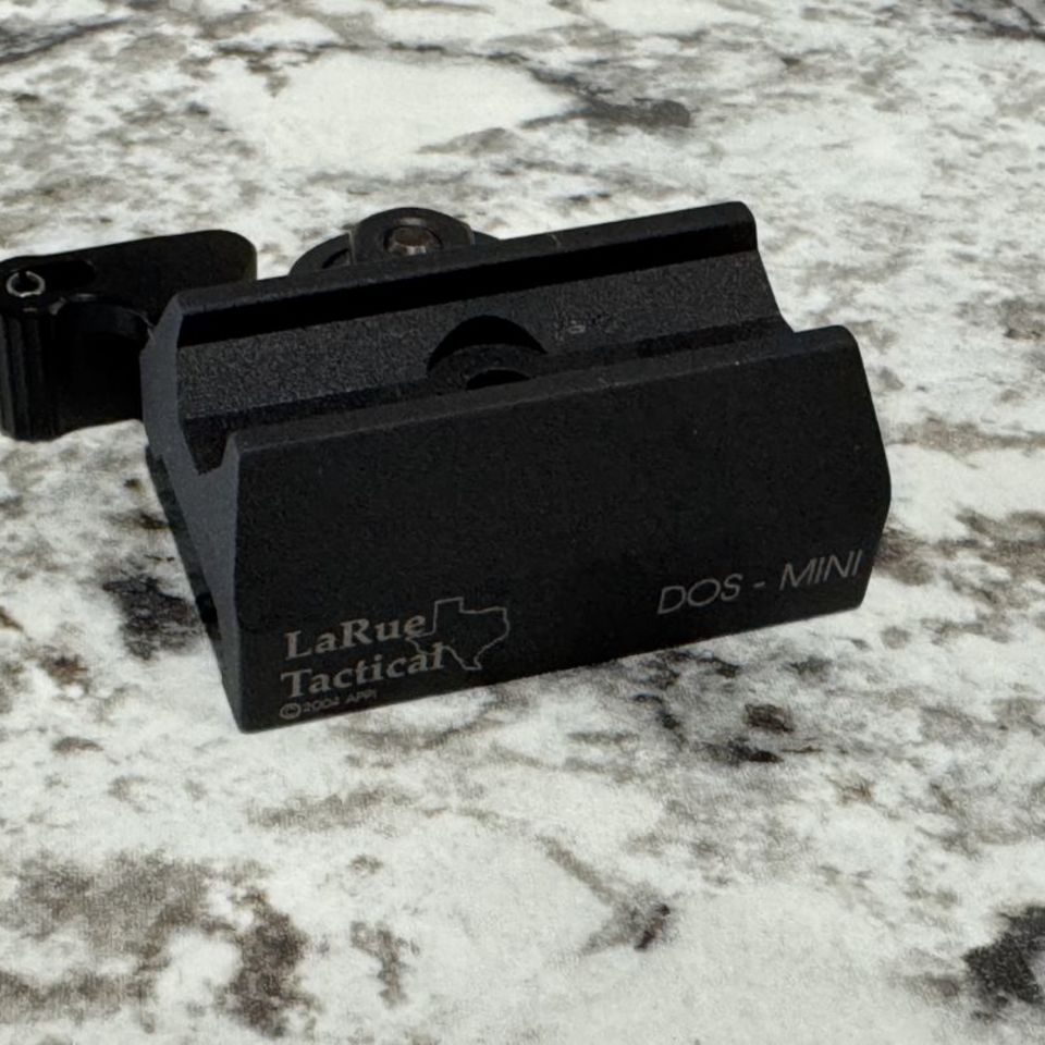 Image 1 - Larue LT105 ACOG Mount