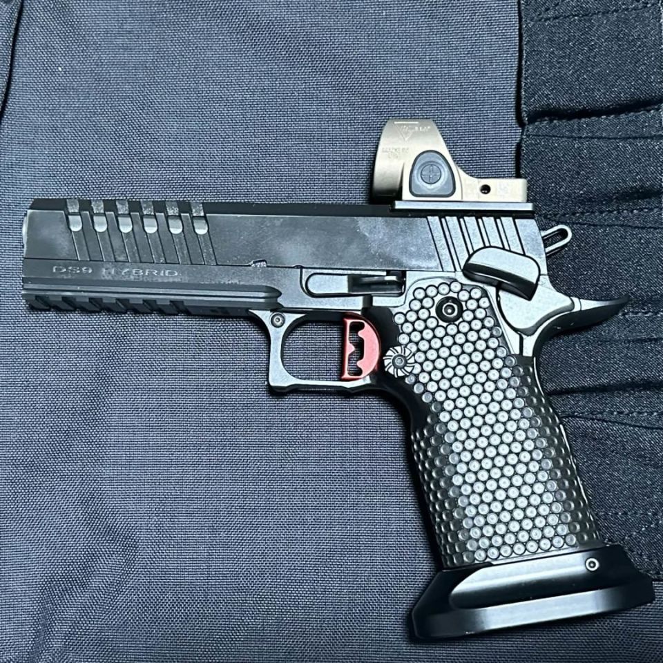 Image 2 - DS9 LOC v1 2011