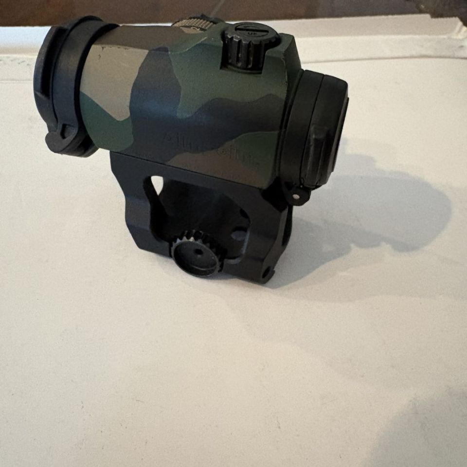 Image 2 - Tyr1 m81 Aimpoint t2